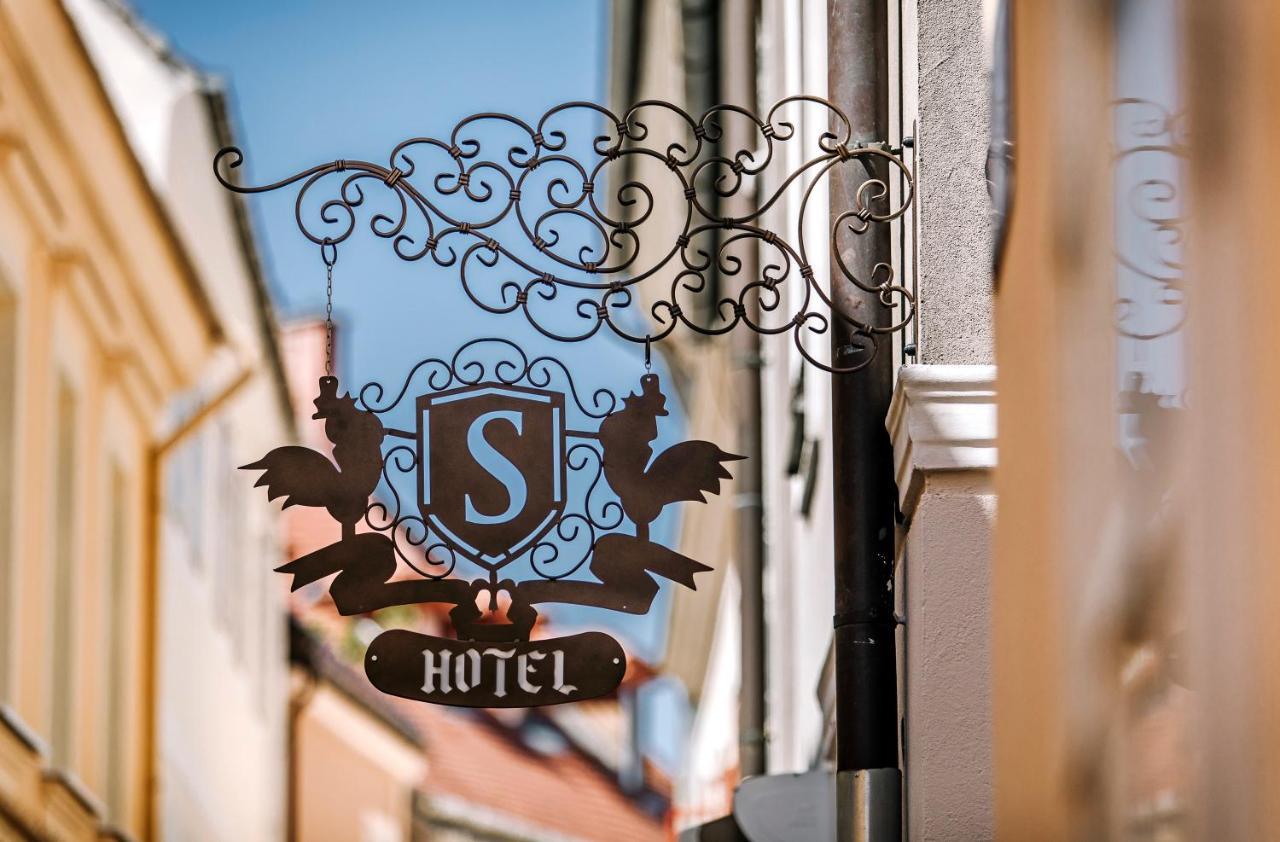 Soho Apartmanhaz Győr Extérieur photo