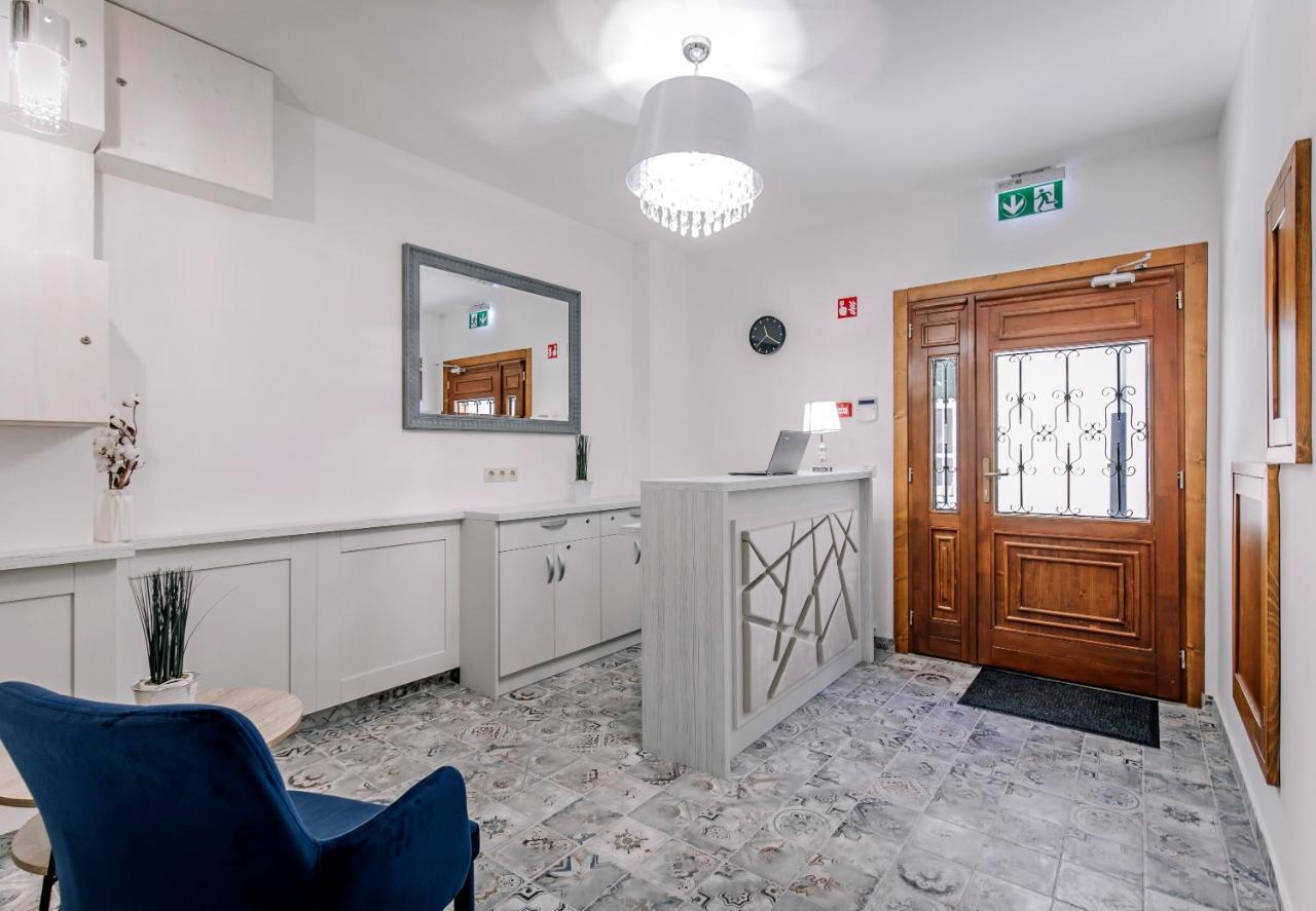 Soho Apartmanhaz Győr Extérieur photo