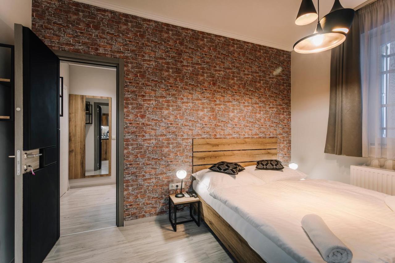 Soho Apartmanhaz Győr Extérieur photo